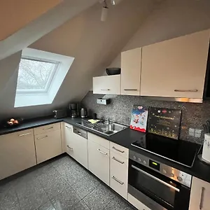 Apartment Am Grossen Garten, Dresden
